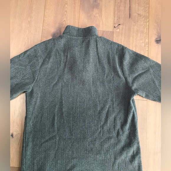 Mens 3/4 Zip Top - Picture 3 of 3